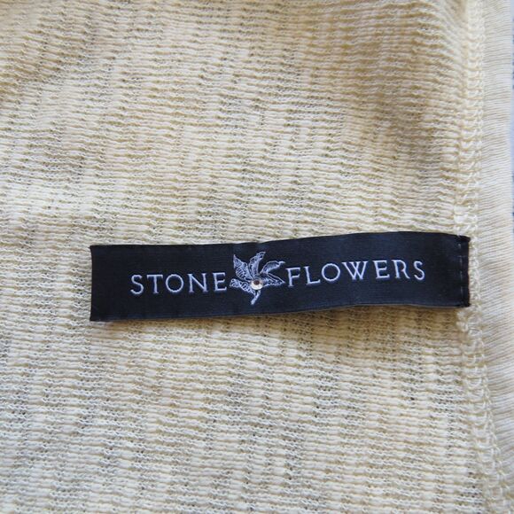 Stone Flowers Women's Knit Tunic Top Butter Yellow Medium EUC - Picture 4 of 10